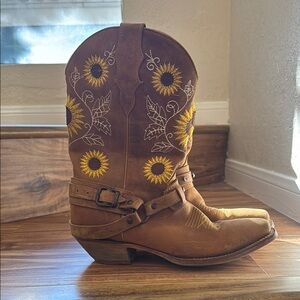 Sunflower Embroidered Brown Heeled Boots